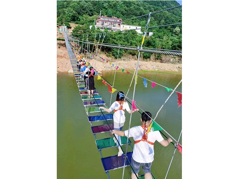 高空拓展步步惊心