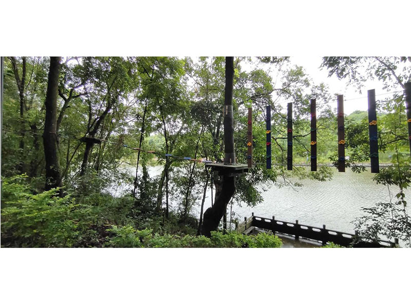 云南德宏丛林穿越