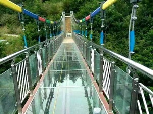 吉林玻璃吊橋